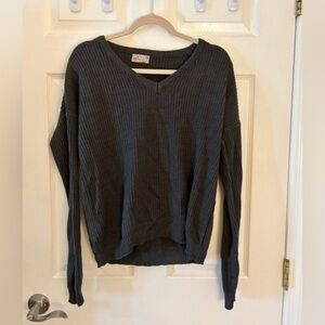 Poof apparel Grey V.neck sweater like new size large